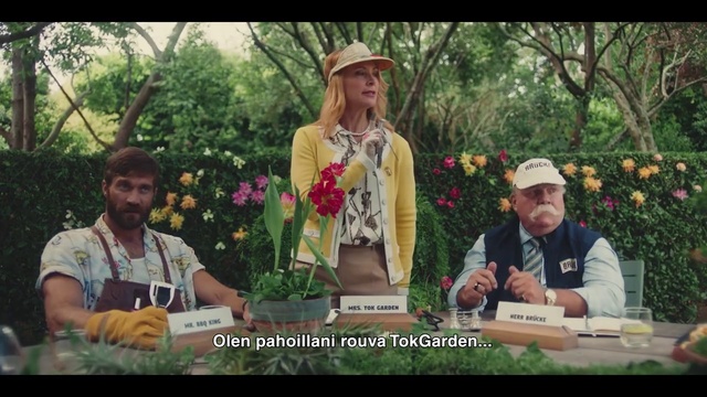 Video Reference N2: Flower, Plant, Shirt, Facial expression, Green, Hat, Tree, Happy, Leisure, Grass