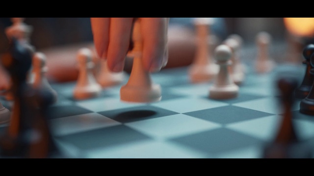 Video Reference N1: Chessboard, Sports equipment, Chess, Board game, Finger, Gesture, Indoor games and sports, Thumb, Sports, Fun