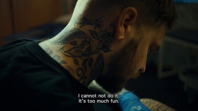 Video Reference N14: Tattoo artist, Human body, Sleeve, Eyelash, Ear, Beard, Temporary tattoo, Elbow, Cover-up, Chest
