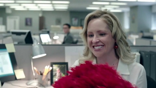 Video Reference N2: Smile, Photograph, Plant, Personal computer, White-collar worker, Event, Snapshot, Happy, Computer, Room