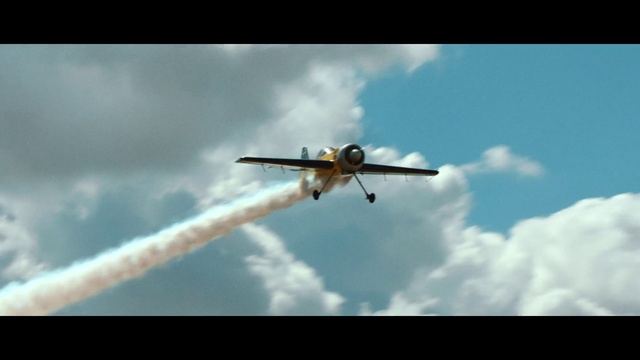 Video Reference N1: Cloud, Sky, Aircraft, Vehicle, Airplane, Monoplane, Aviation, Aerospace manufacturer, Propeller, Propeller