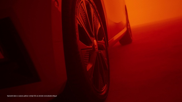 Video Reference N6: Wheel, Automotive lighting, Automotive tire, Hood, Tire, Motor vehicle, Automotive design, Alloy wheel, Grille, Orange