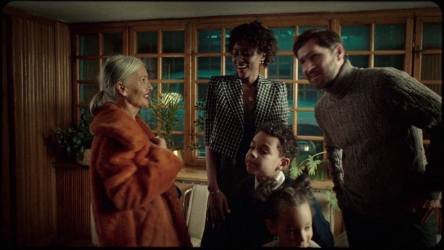Video Reference N1: Outerwear, Smile, Plant, Standing, Happy, Flash photography, Adaptation, Flowerpot, Event, Fun
