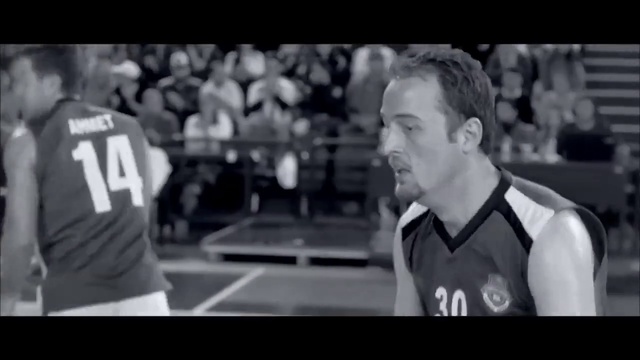 Video Reference N5: Sports uniform, Shirt, White, Shorts, Player, Jersey, Gesture, Ball game, Black-and-white, T-shirt