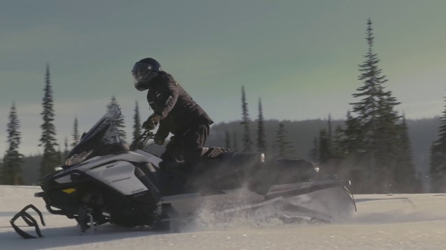 Video Reference N3: Sky, Tire, Wheel, Helmet, Automotive tire, Tree, Snowplow, Vehicle, Snow, Snow removal