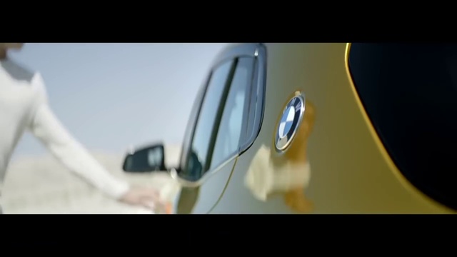 Video Reference N8: Automotive side-view mirror, Vehicle, Automotive lighting, Hood, Automotive mirror, Motor vehicle, Vision care, Automotive design, Sunglasses, Eyewear