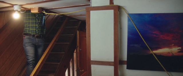 Video Reference N5: Wood, Wood stain, Hardwood, Stairs, Tints and shades, Flooring, Ceiling, Handrail, Plywood, Paint