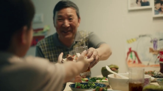 Video Reference N2: Food, Tableware, Smile, Picture frame, Mixing bowl, Sharing, Recipe, Dishware, Cooking, Chair