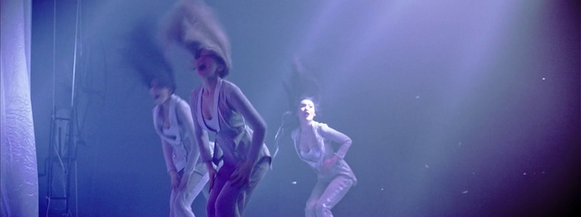 Video Reference N10: Dance, Purple, Human body, Concert, Artist, Performing arts, Entertainment, Electric blue, Music, Choreography