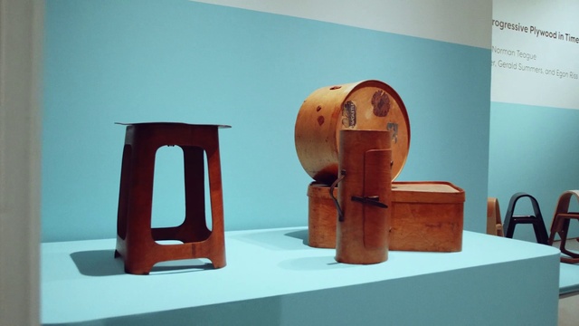 Video Reference N2: Wood, Sculpture, Clock, Art, Gas, Chair, Hardwood, Wood stain, Plywood, Event