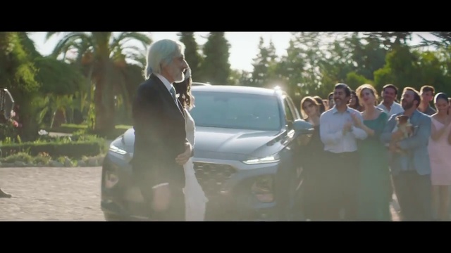 Video Reference N3: Car, Vehicle, Motor vehicle, Automotive lighting, Automotive design, Flash photography, Gesture, Mode of transport, Happy, Automotive exterior