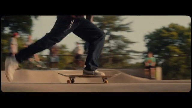 Video Reference N3: Skateboard deck, Sports equipment, Skateboarder, Skateboard, Tree, Outdoor recreation, Rolling, Skateboarding, Wood, Tints and shades