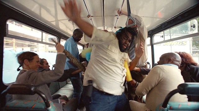 Video Reference N9: Jeans, Train, Muscle, Gesture, Hat, Social group, Community, Passenger, Leisure, Shorts