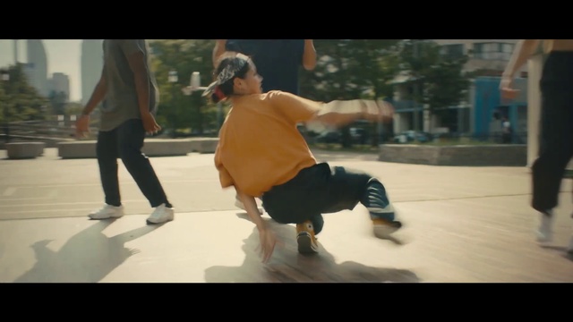 Video Reference N4: Sports equipment, B-boying, Kickflip, Street stunts, Floor, Happy, Rolling, Hat, Recreation, Hip-hop dance