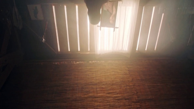 Video Reference N0: Cloud, Wood, Sky, Tints and shades, Font, Heat, Lens flare, Event, Flooring, Darkness