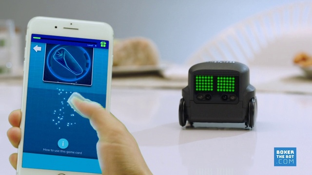 Video Reference N6: Hand, Product, Communication Device, Gadget, Output device, Gesture, Finger, Font, Clock, Memory card